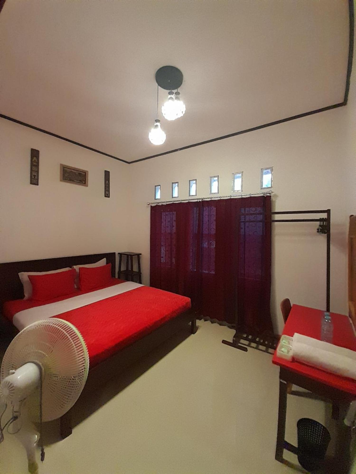 The Sanduk Homestay Rantepao Εξωτερικό φωτογραφία